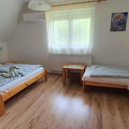 In 41047 公寓 *